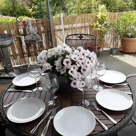 Beletage Mit Terrasse Lejlighed