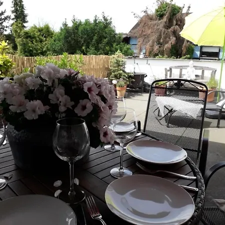 Beletage Mit Terrasse Lejlighed *