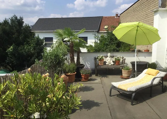 Ruhige Beletage דירה *